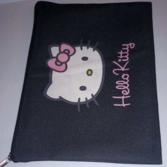 Hello Kitty Black and Pink Cosmetic Bag - Picture 4 of 6
